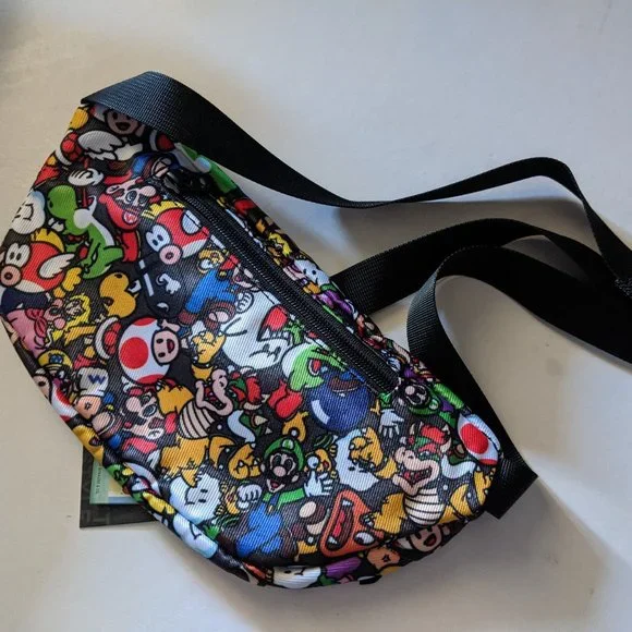 2020 Levi's x Mario collab all over print bum bag - Picture 2 of 4